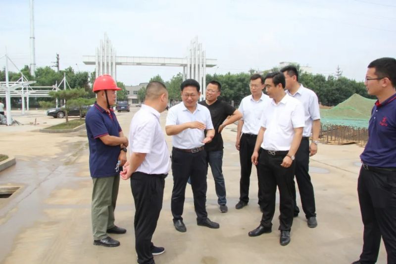 市“重點(diǎn)工作攻堅(jiān)年”督導(dǎo)評(píng)估專(zhuān)班到龍港汽車(chē)產(chǎn)業(yè)園調(diào)研