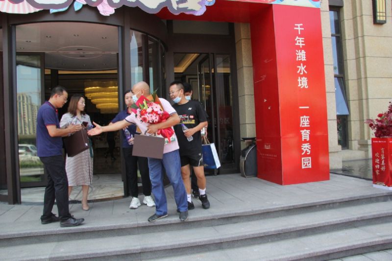 悅見(jiàn)新居，幸福歸家——龍港·育秀園一期洋房圓滿交付！